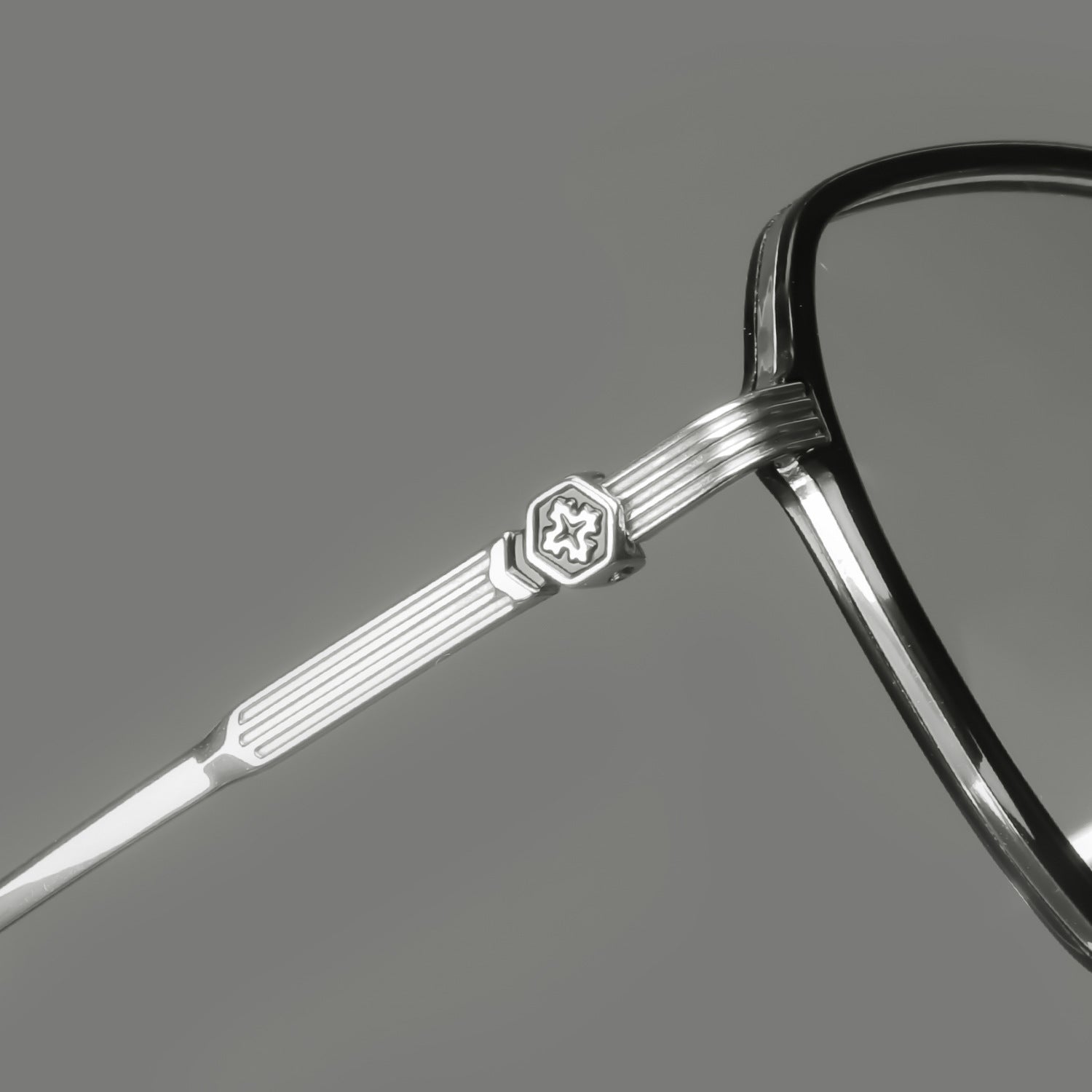 CHH Chrome Hearts Glasses Ultra Light Fashion Pure Titanium Glasses Frame