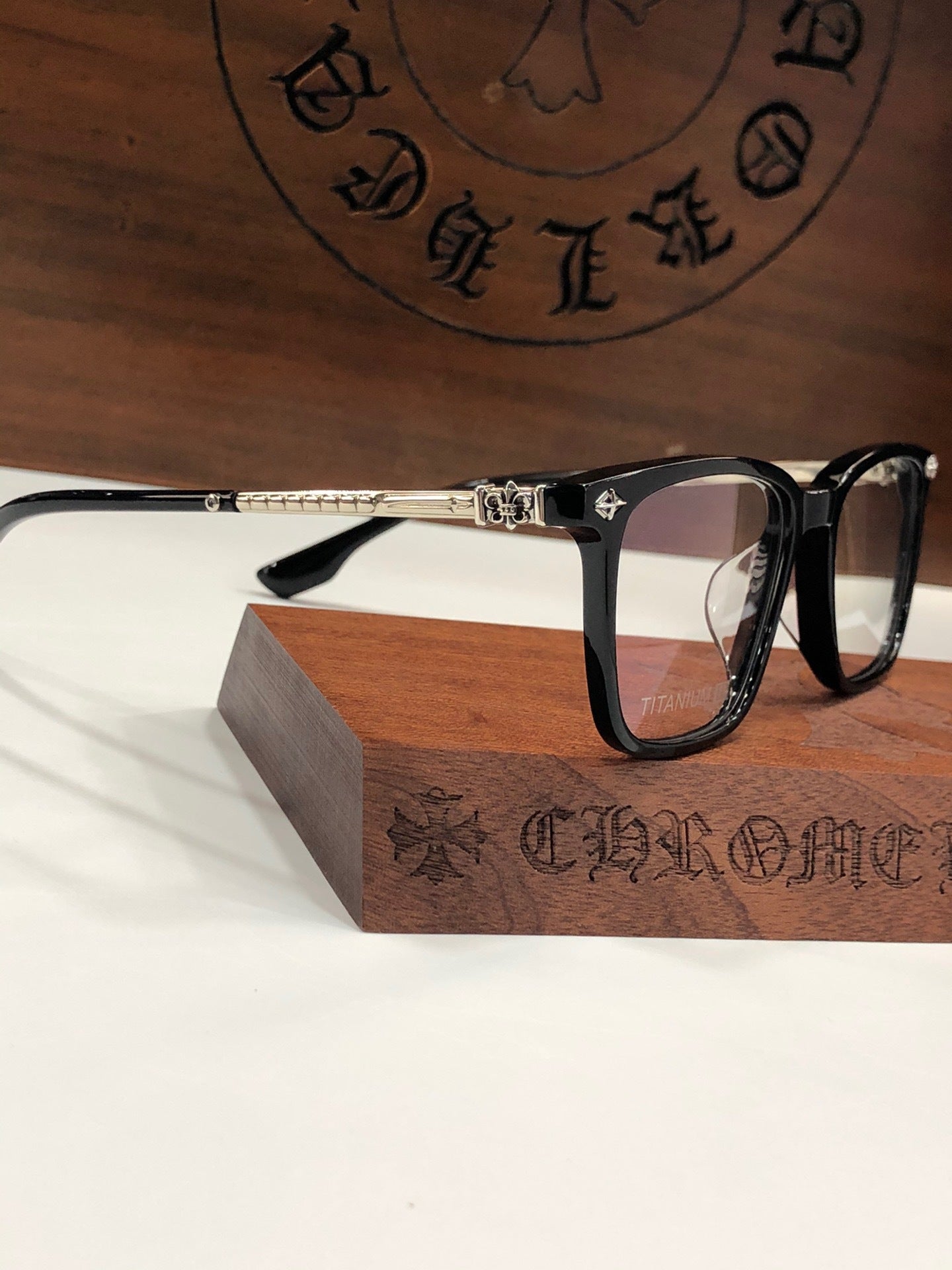CHH Chrome Hearts Glasses Stylish Fresh Titanium Glasses Frames