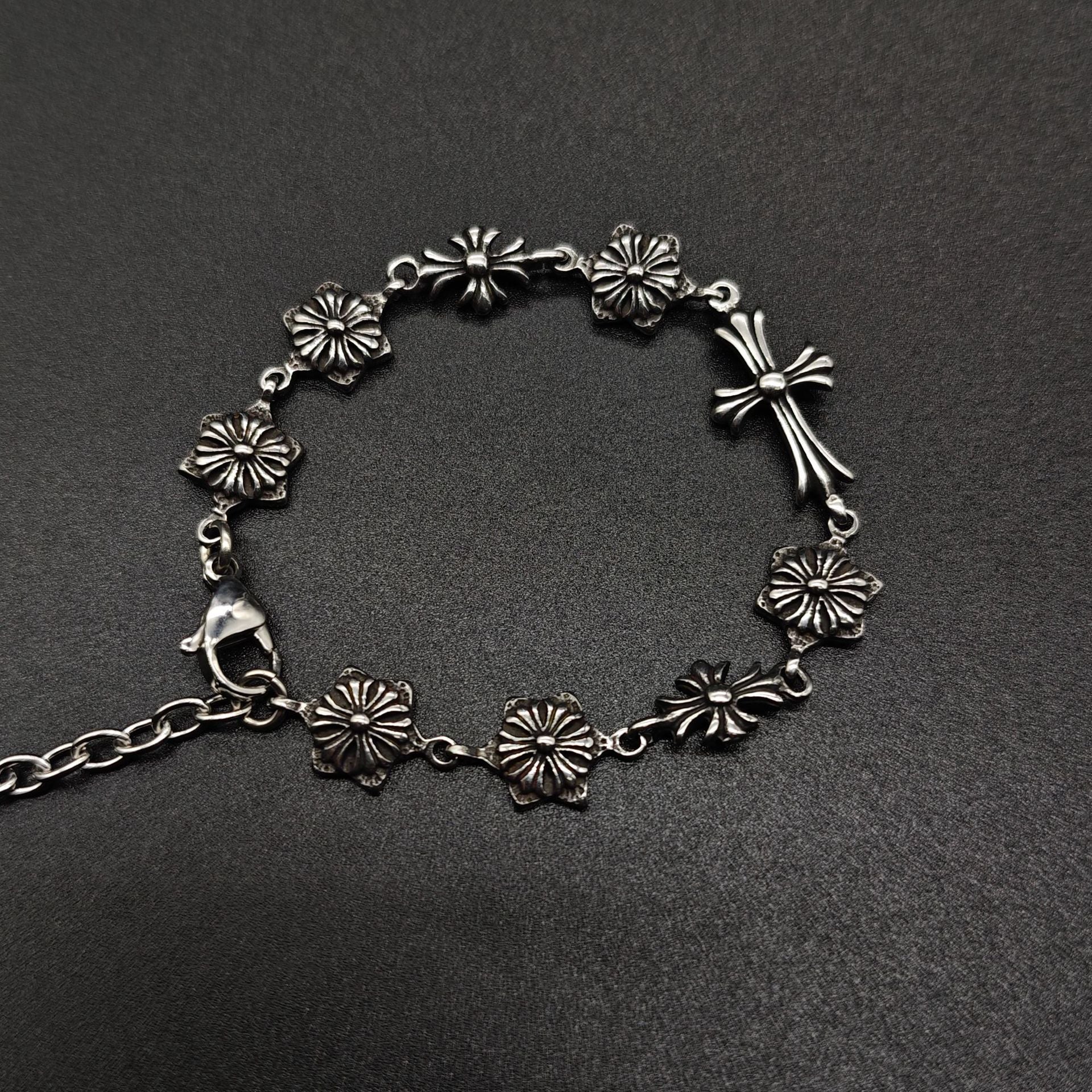 Chrome Hearts six-pointed star flower ball cross bracelet